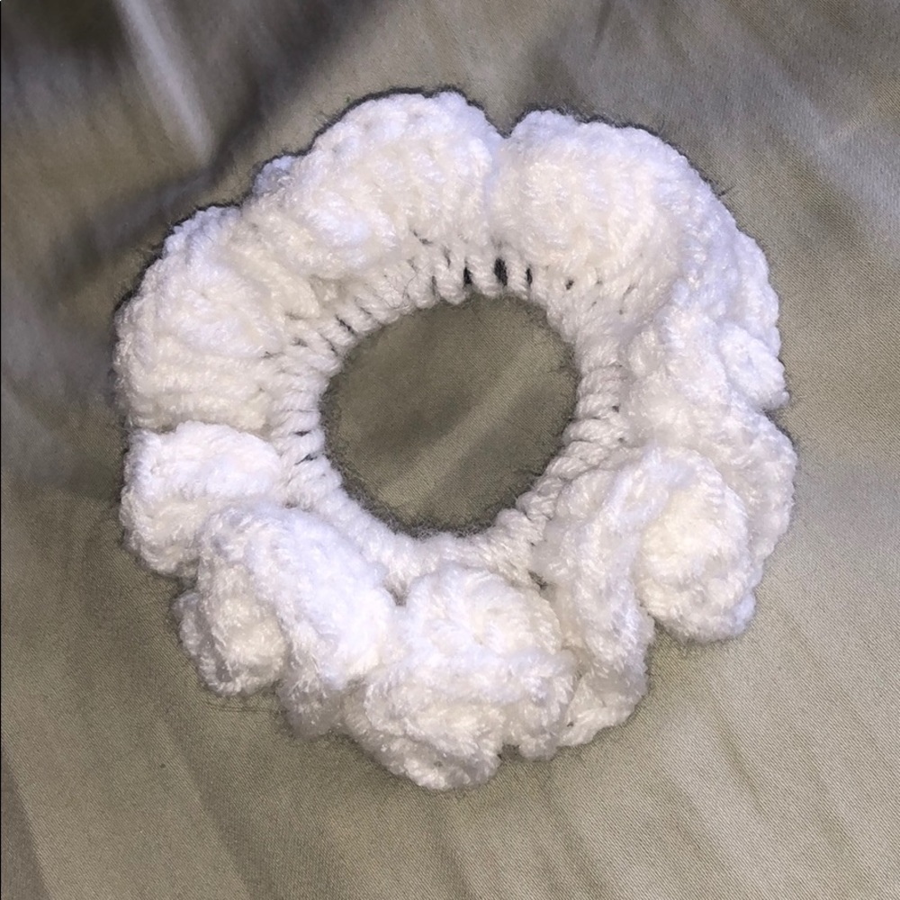 Crochet scrunchie handmade